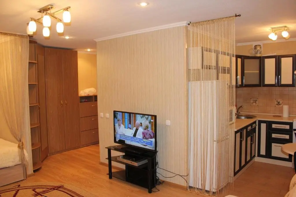 Караганда: Apartment on Krivoguza street