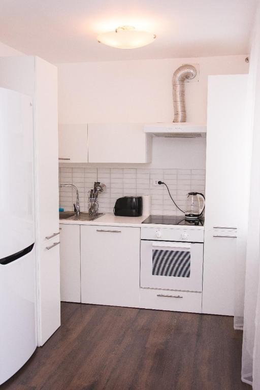 Караганда: Apartament on Mukanova 14/3