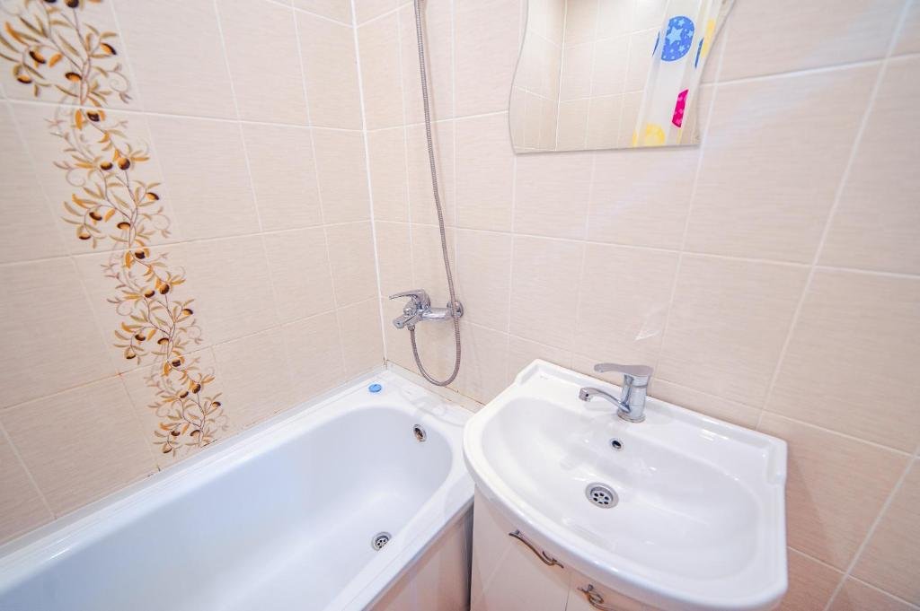 Уральск: Apartments on Sayahat 2x