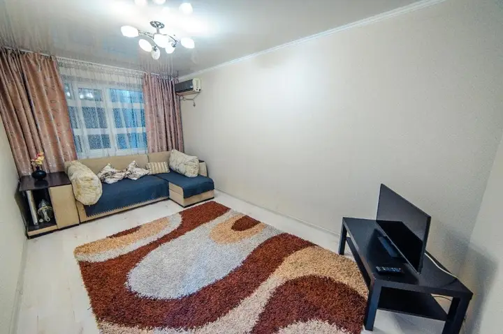 Уральск: Apartments on Sayahat 2x