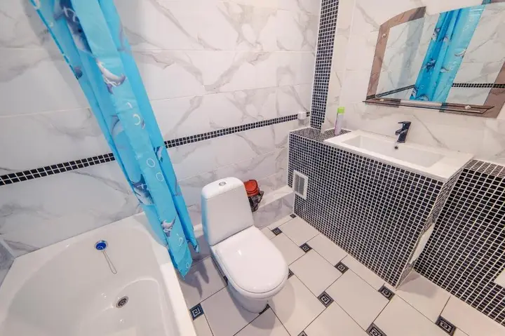 Уральск: Apartments on 5 Mikrorayon 11/1