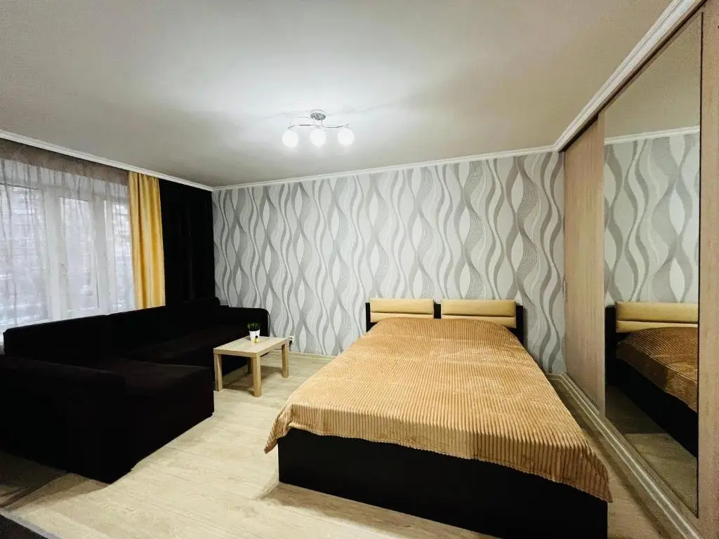 Караганда: Apartment Nurken Abdirova 32