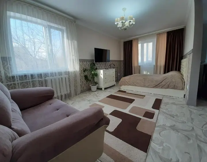 Караганда: Apartment on Lobody, 41