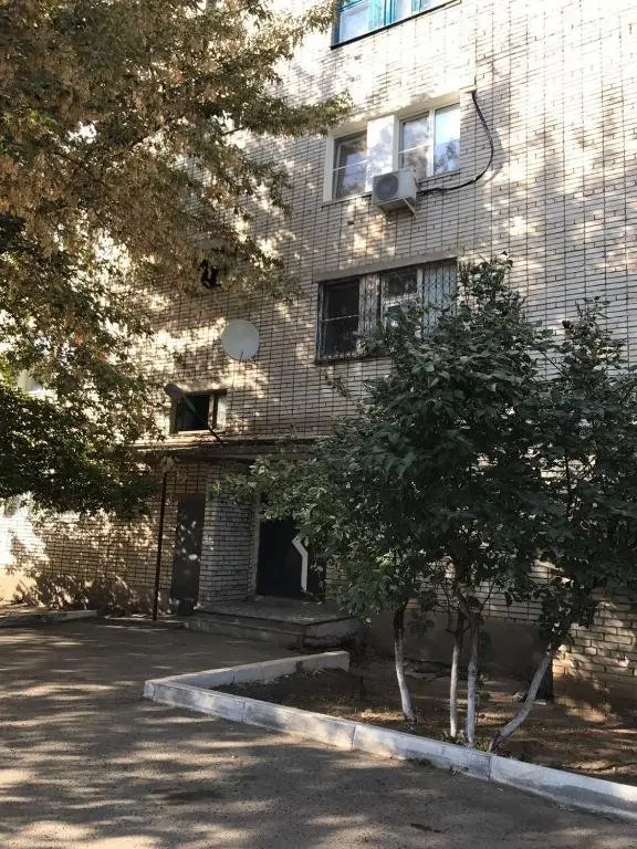 Уральск: Apartment on Dost?q 244/1