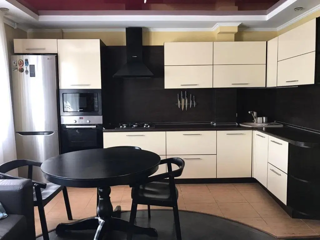 Уральск: Apartment on Dost?q 244/1