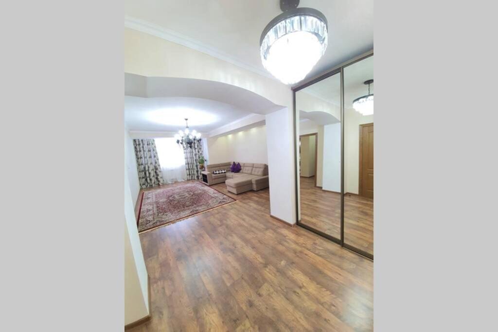 Актау: Apartment Kaspiy Towers 4