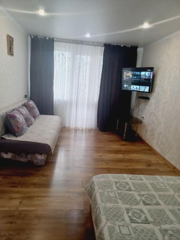 Петропавловск: Apartment in center, International 32