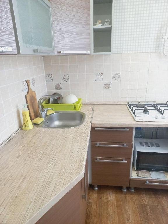 Петропавловск: Apartment in center, International 32
