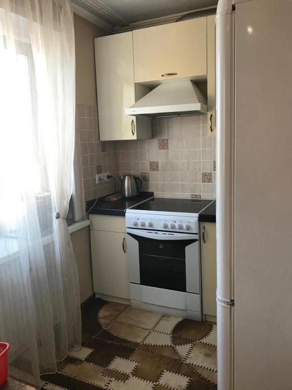 Караганда: apartment on Nurken Abdirov 15