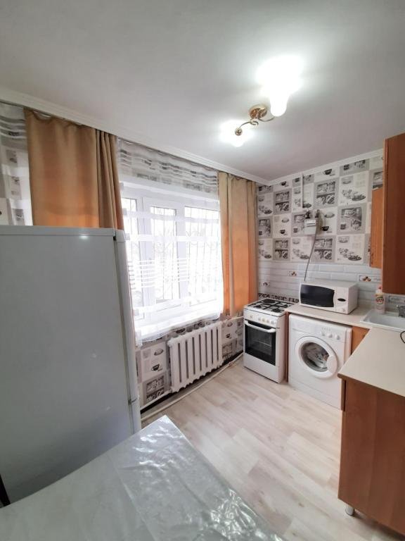 Караганда: Apartment on Abdirova 43