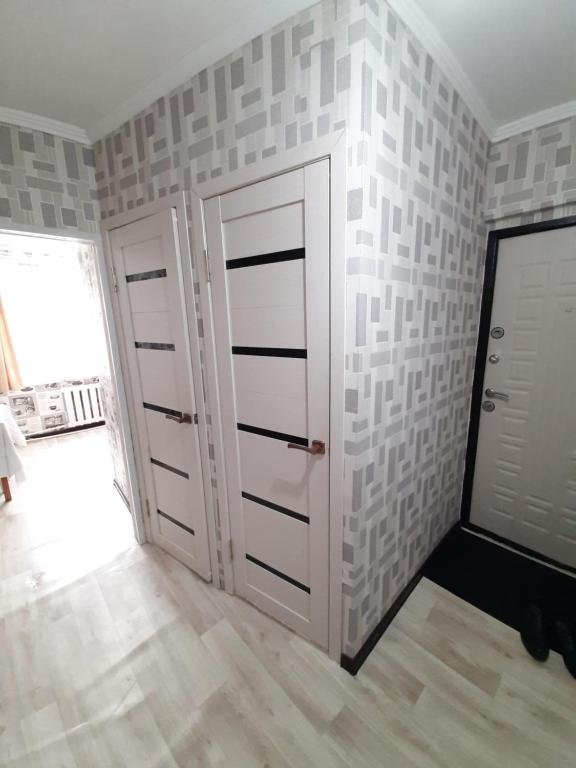 Караганда: Apartment on Abdirova 43