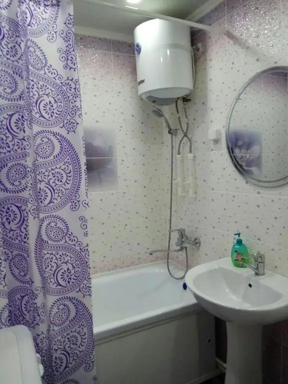 Караганда: Apartment on Abdirova 24/2