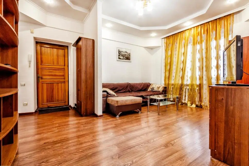 Алматы: 404. Prostornye apartamenty v tsentre