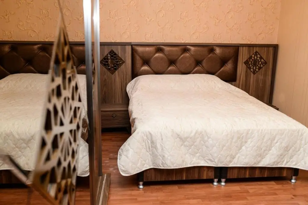 Караганда: Apartments on Alikhanova 36/3