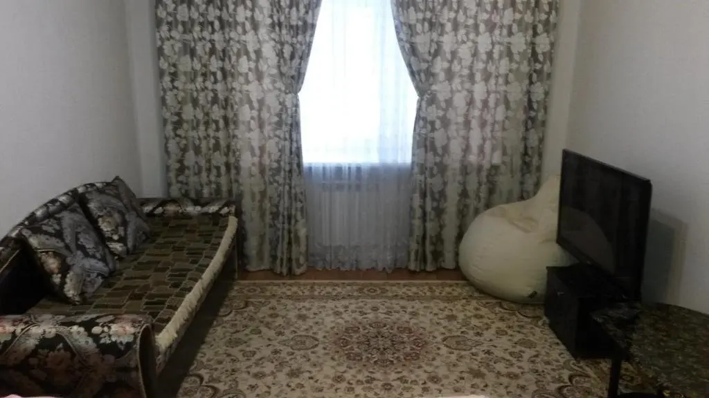 Караганда: Apartment on Buqar-Jyrau 36
