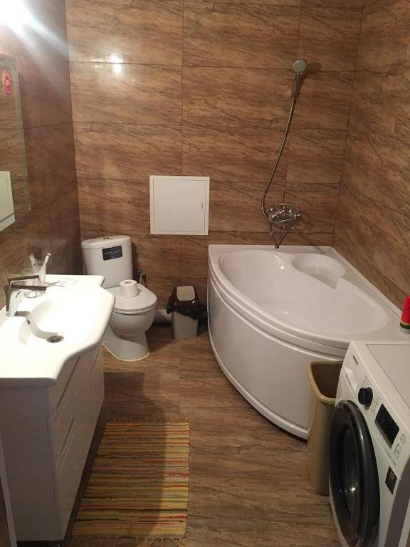 Актау: TRILLIONER Apartment 38