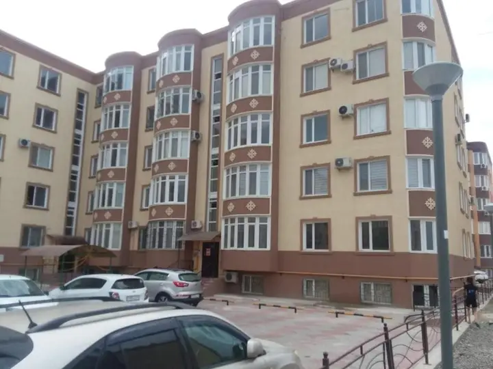 Актау: Apartment in 3-iy Mikrorayon 15