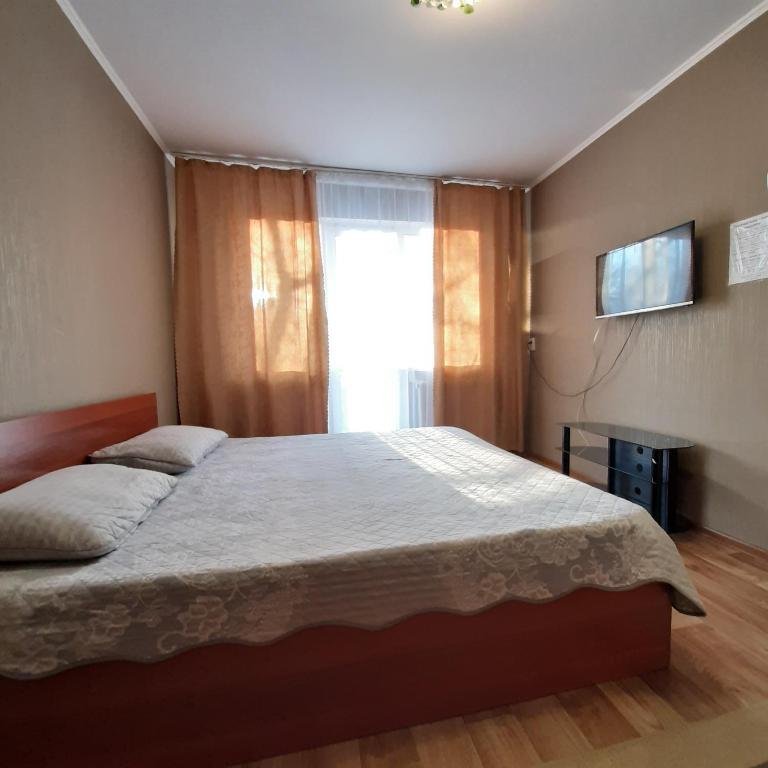 Караганда: Apartamenty na Nurken Abdirova 50/2