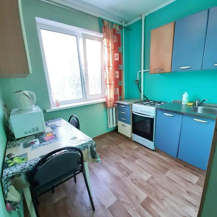 Караганда: Apartamenty na Nurken Abdirova 50/2