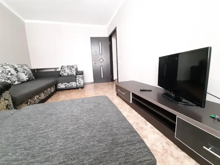 Караганда: Apartment on Nurken Abdirova, 50