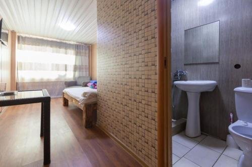 Алматы: Hostel on Serpukhovskoj