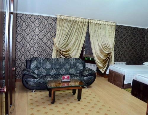 Шымкент: Altyn-Kazyna Hotel
