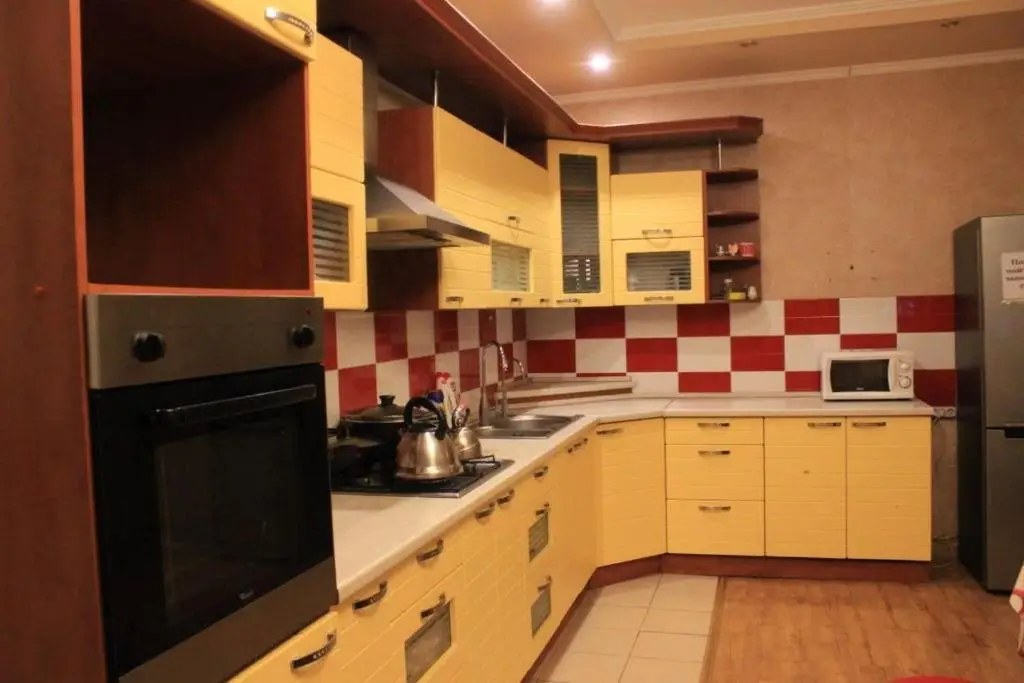 Алматы: Dubai Hostel