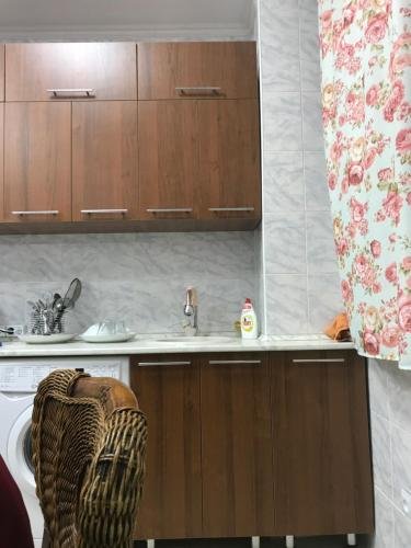 Алматы: Hostel Kenzhekhan