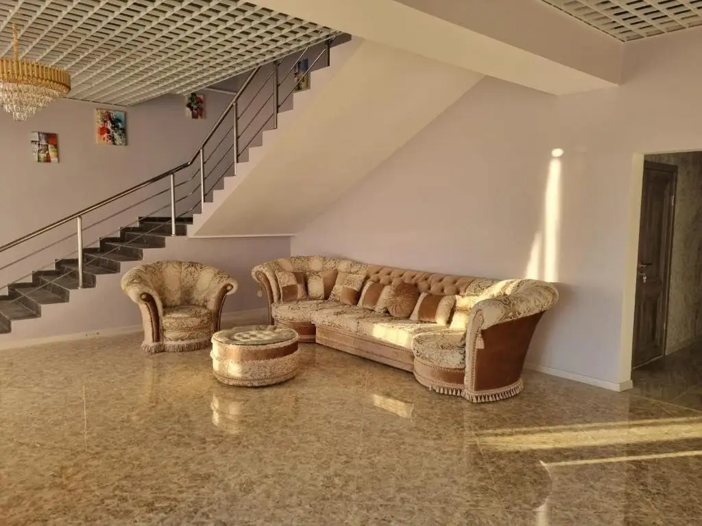 Атырау: MM Hotel