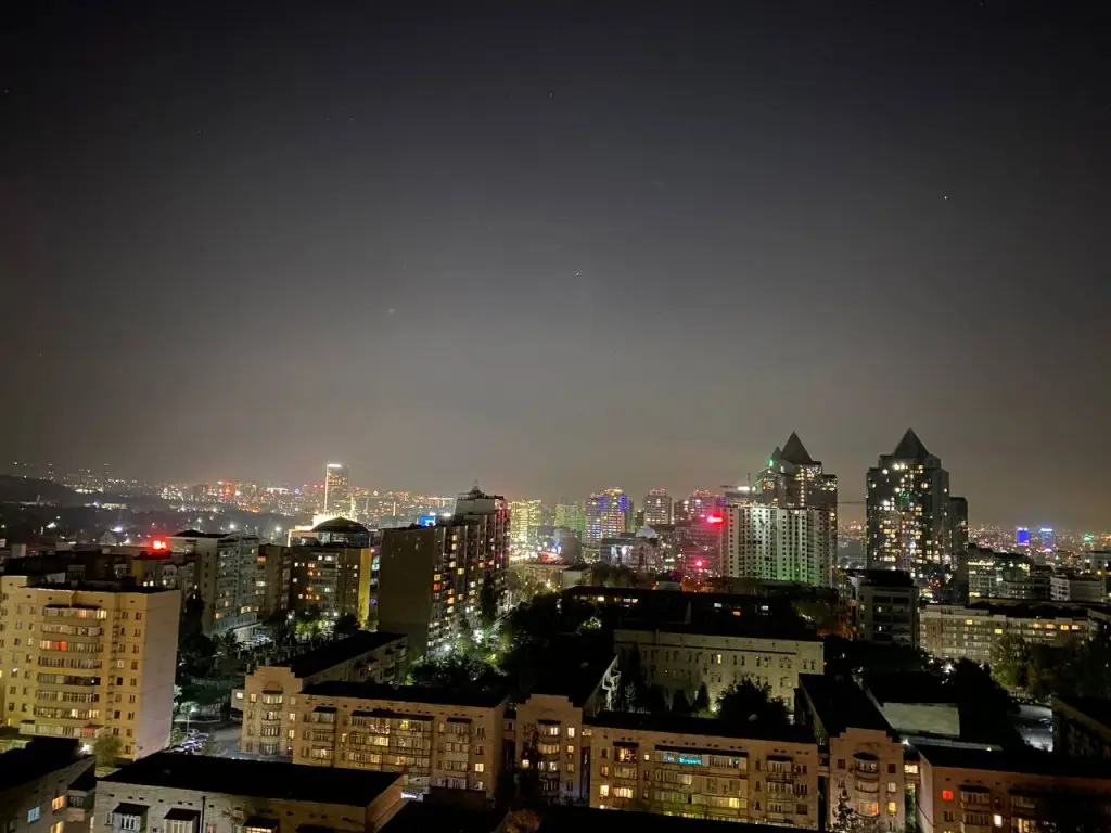 Алматы: Апартаменты Samal Tower