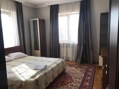 Алматы: Alatau Hostel