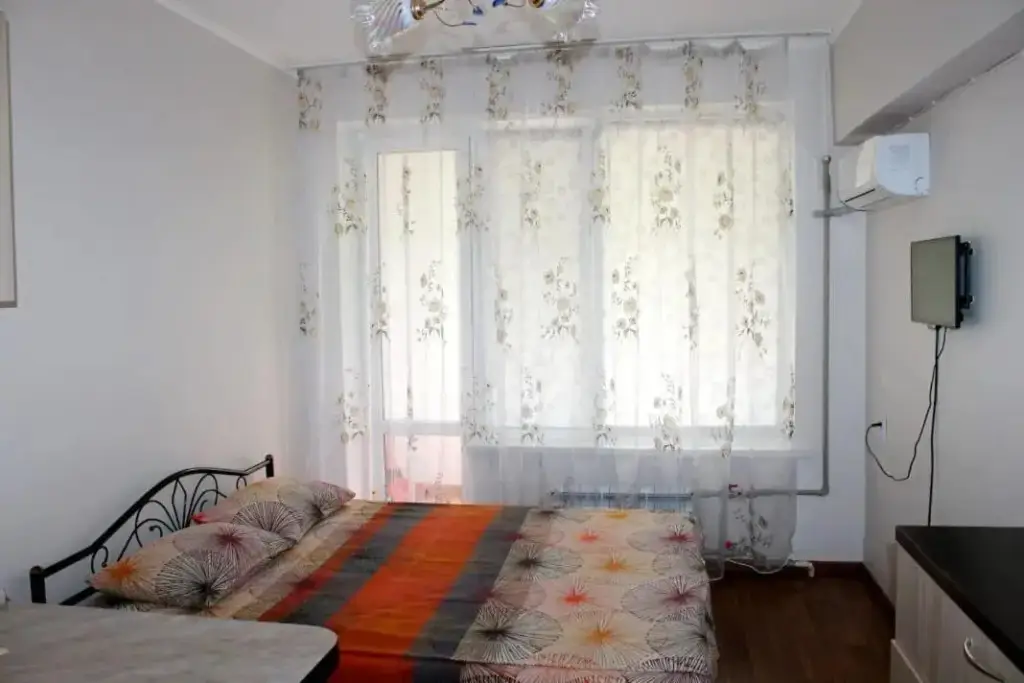 Алматы: Apartments Zhambyl 159