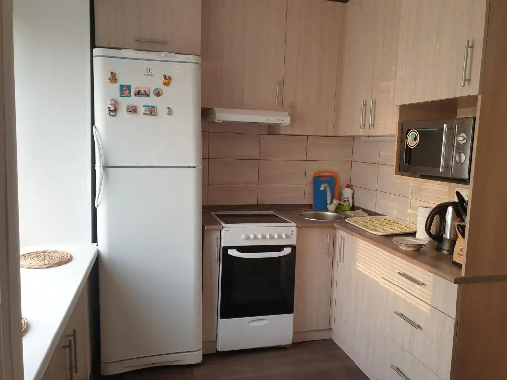 Усть-Каменогорск: 2h komn. apartamenty v tsentre