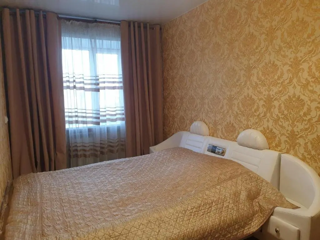 Усть-Каменогорск: 2h komn. apartamenty v tsentre