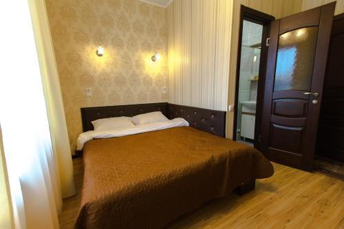 Петропавловск: Hotel Hizhina