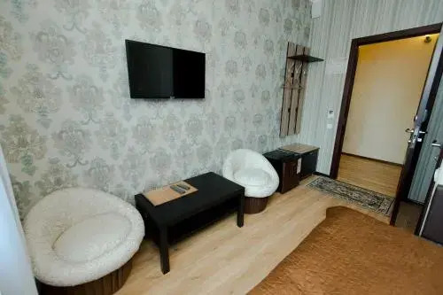 Петропавловск: Hotel Hizhina