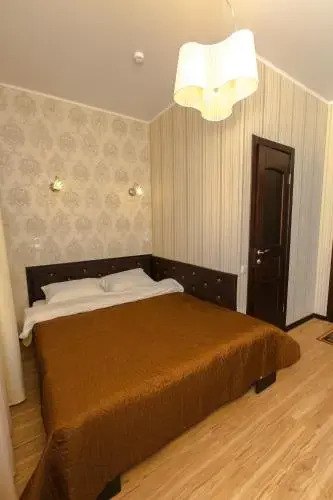 Петропавловск: Hotel Hizhina