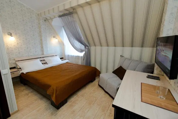 Петропавловск: Hotel Hizhina