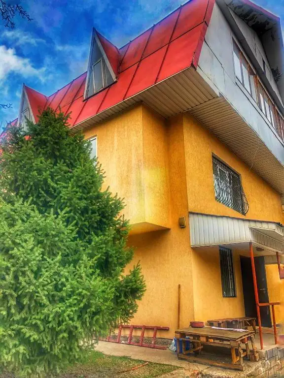 Алматы: Full House Hostel