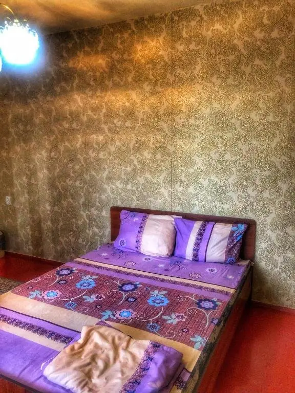 Алматы: Full House Hostel