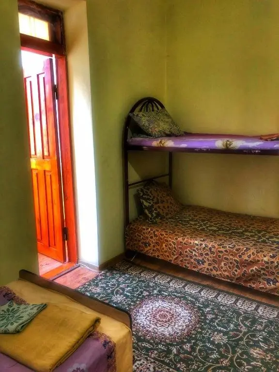Алматы: Full House Hostel
