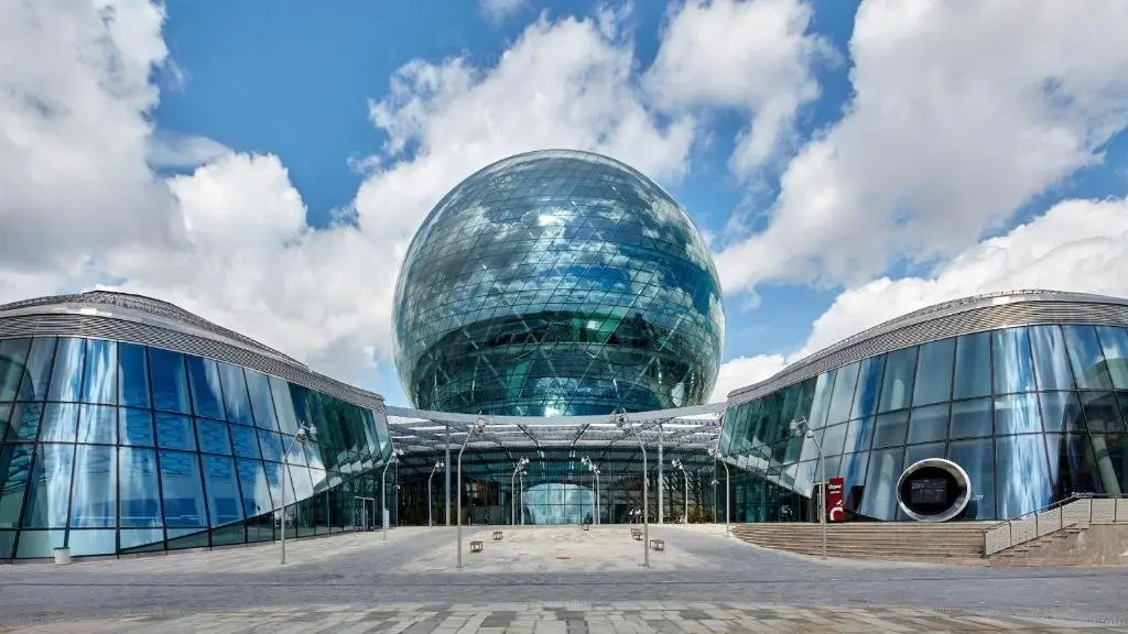 Астана: Expo- Boulevard 6