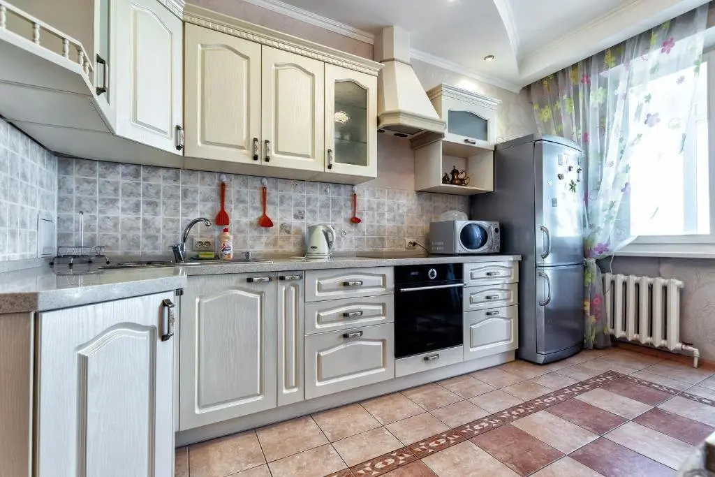 Астана: Great 1br apartment near Bayterek