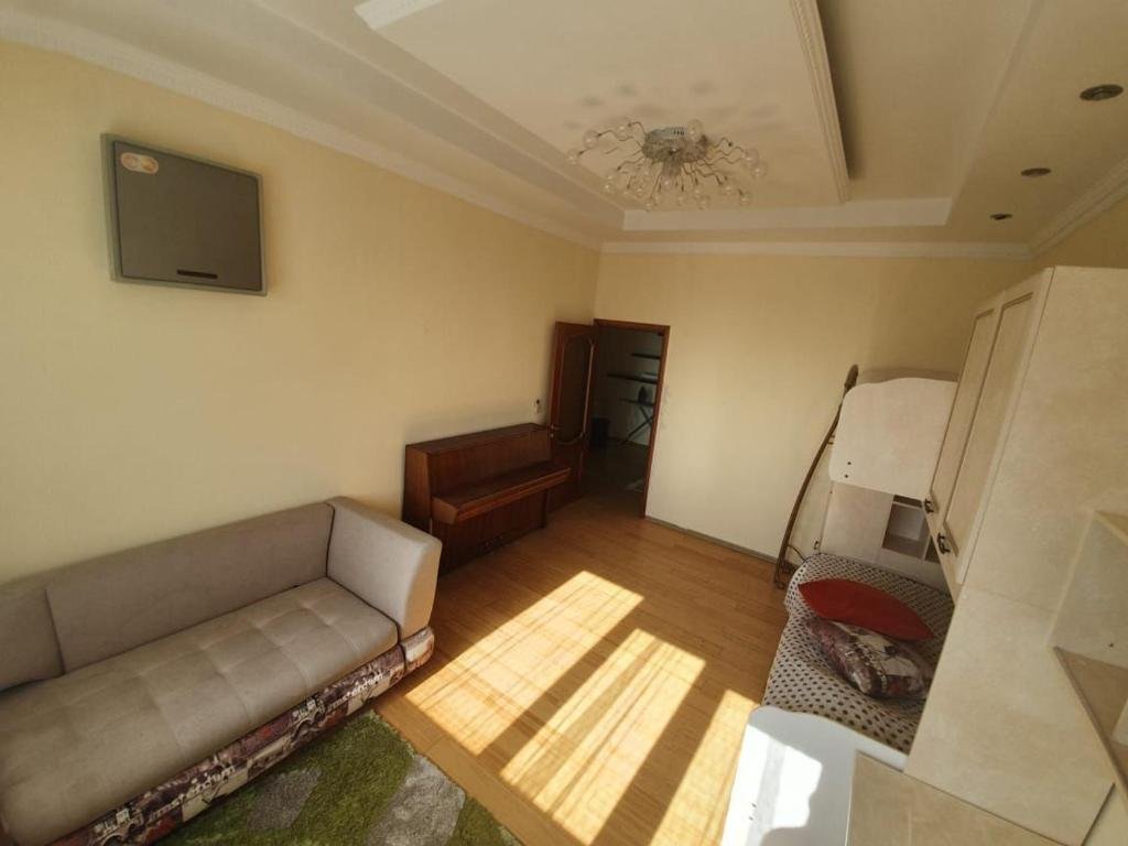 classic 4 room apartment near Mega mall — фото 1