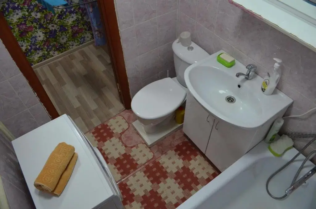 Караганда: Ermekova 29''3 near railway station
