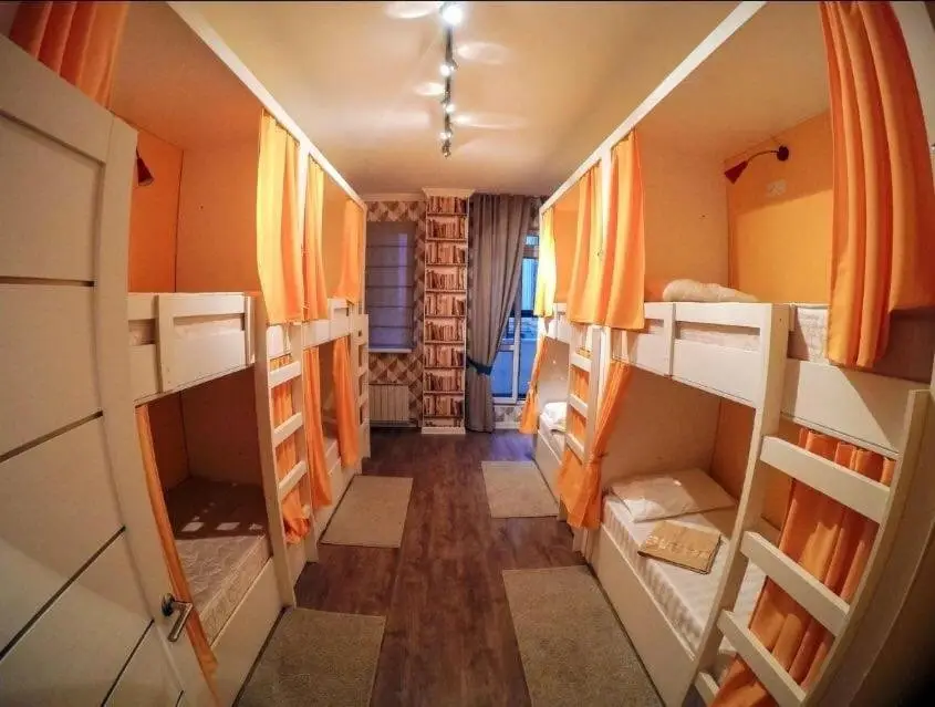 Астана: HOSTEL 1plus1