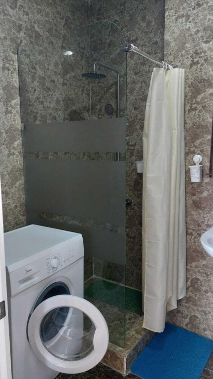 Актау: Rusel Hotel