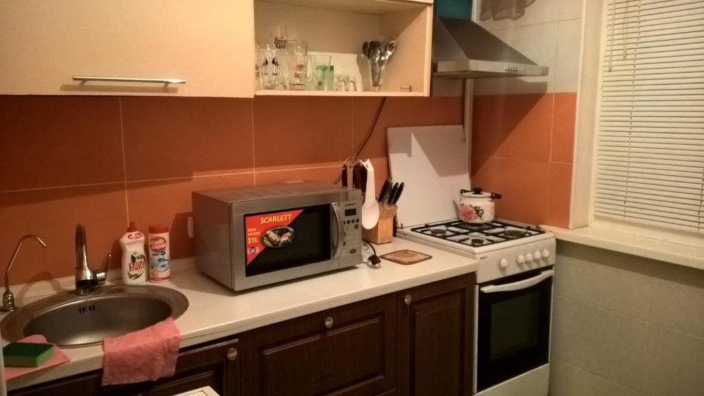 Атырау: Dvuhkomnatnaja kvartira posutochno po Azattyk