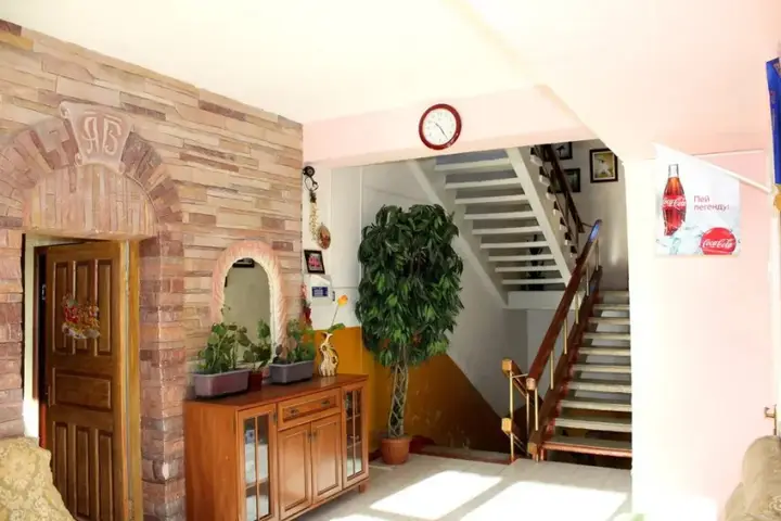 Тараз: Phoenix Hotel