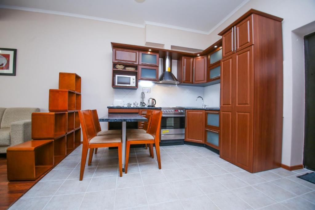 Атырау: Ardager Residence